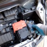 日産セレナ(C26型)のバッテリーをお得に交換!